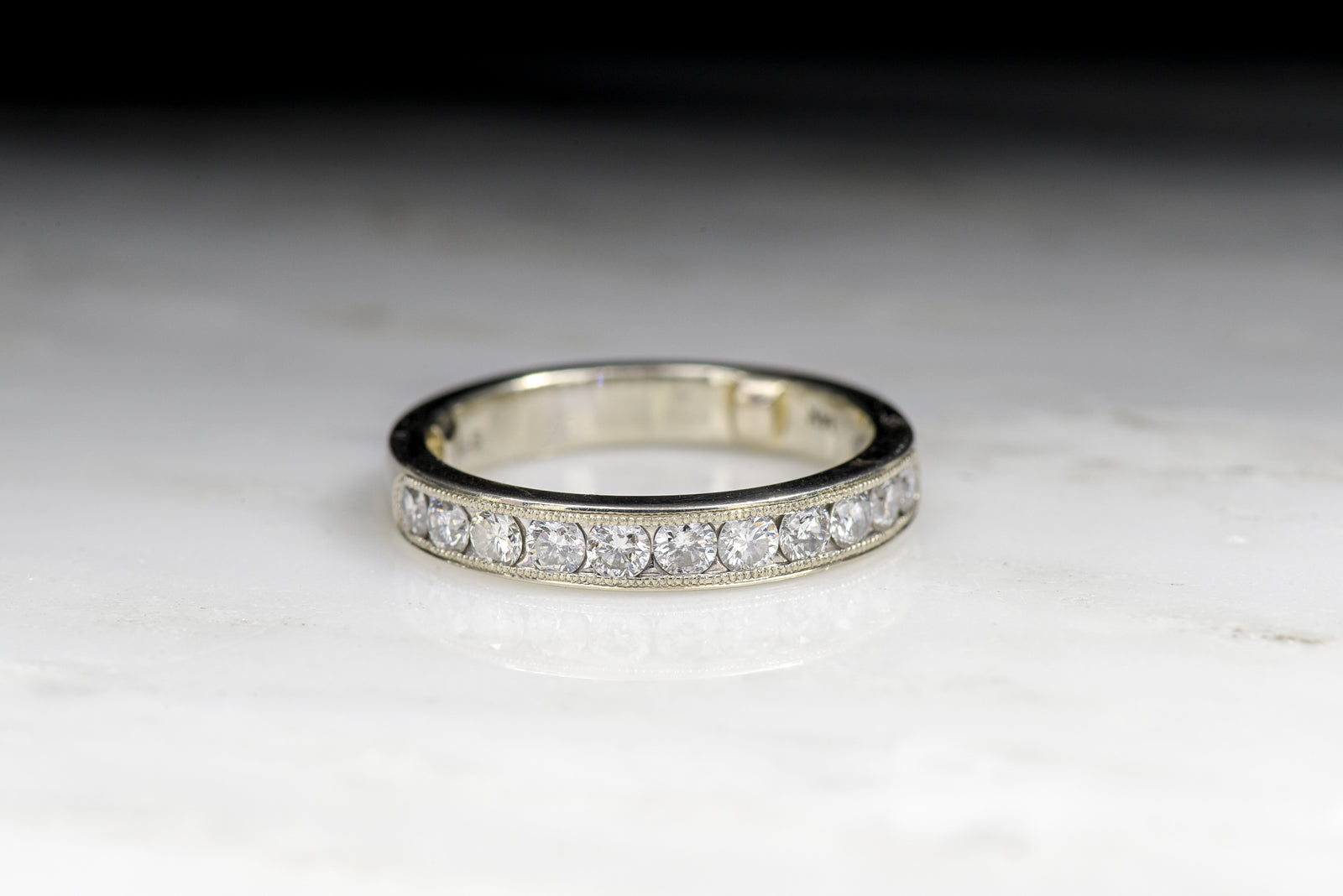 Vintage Mid-Century Round Brilliant Cut Diamond Wedding Band