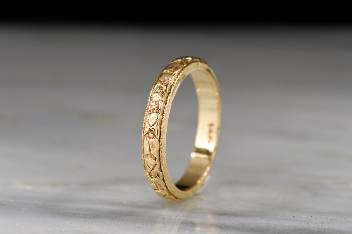Post-Victorian / Edwardian Gold Band with an Ornate Blossom Pattern