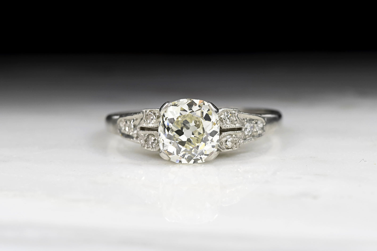 Vintage Women's Art Deco Old Mine Cut Diamond Engagement Ring