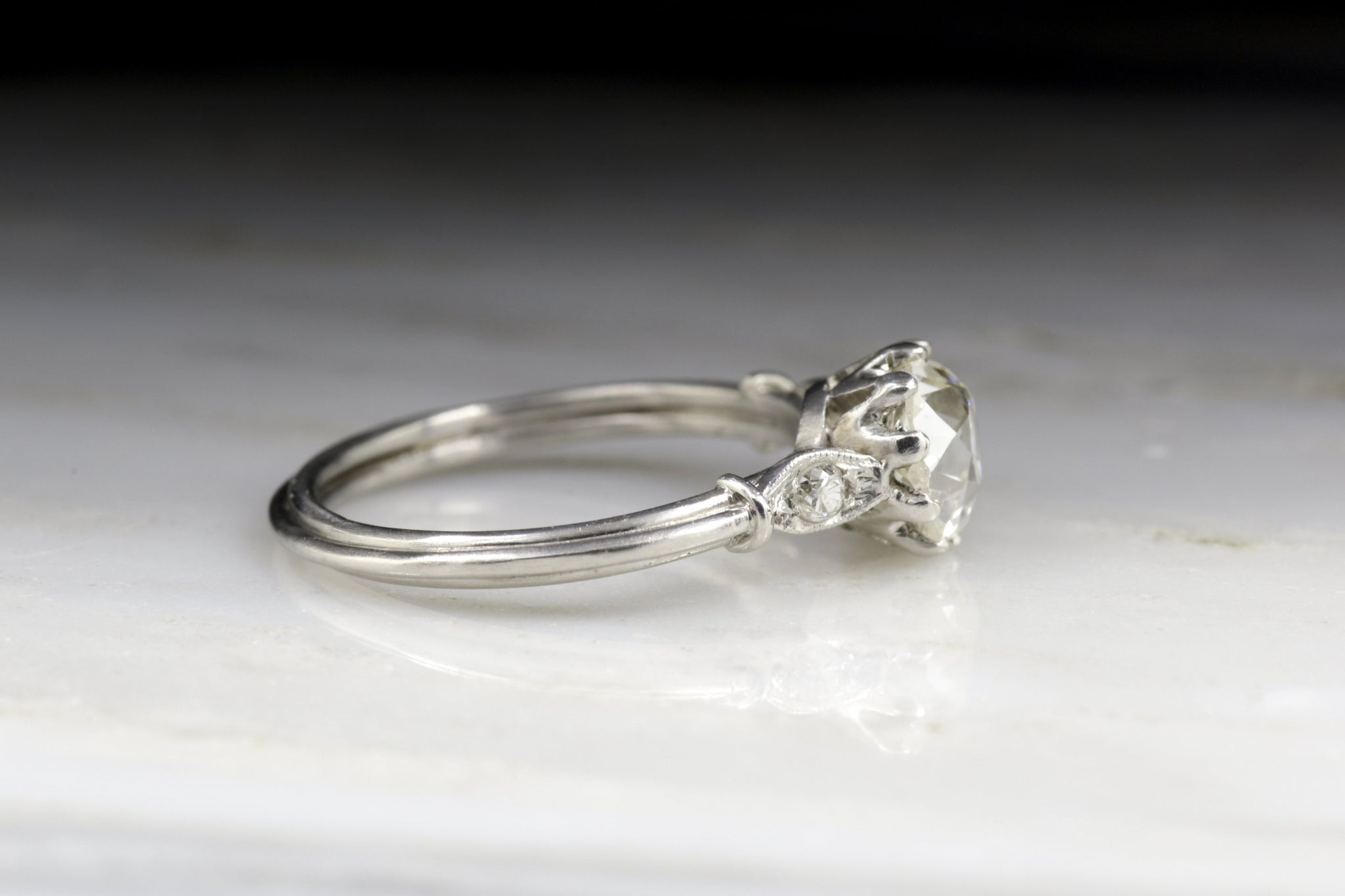 Antique Edwardian, Art Deco Women's Engagement Ring with a 1.27 Carat ...