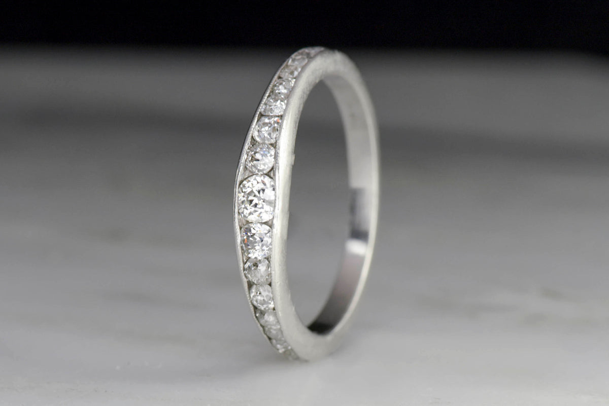 Art Deco/Mid-Century Flared Diamond Band