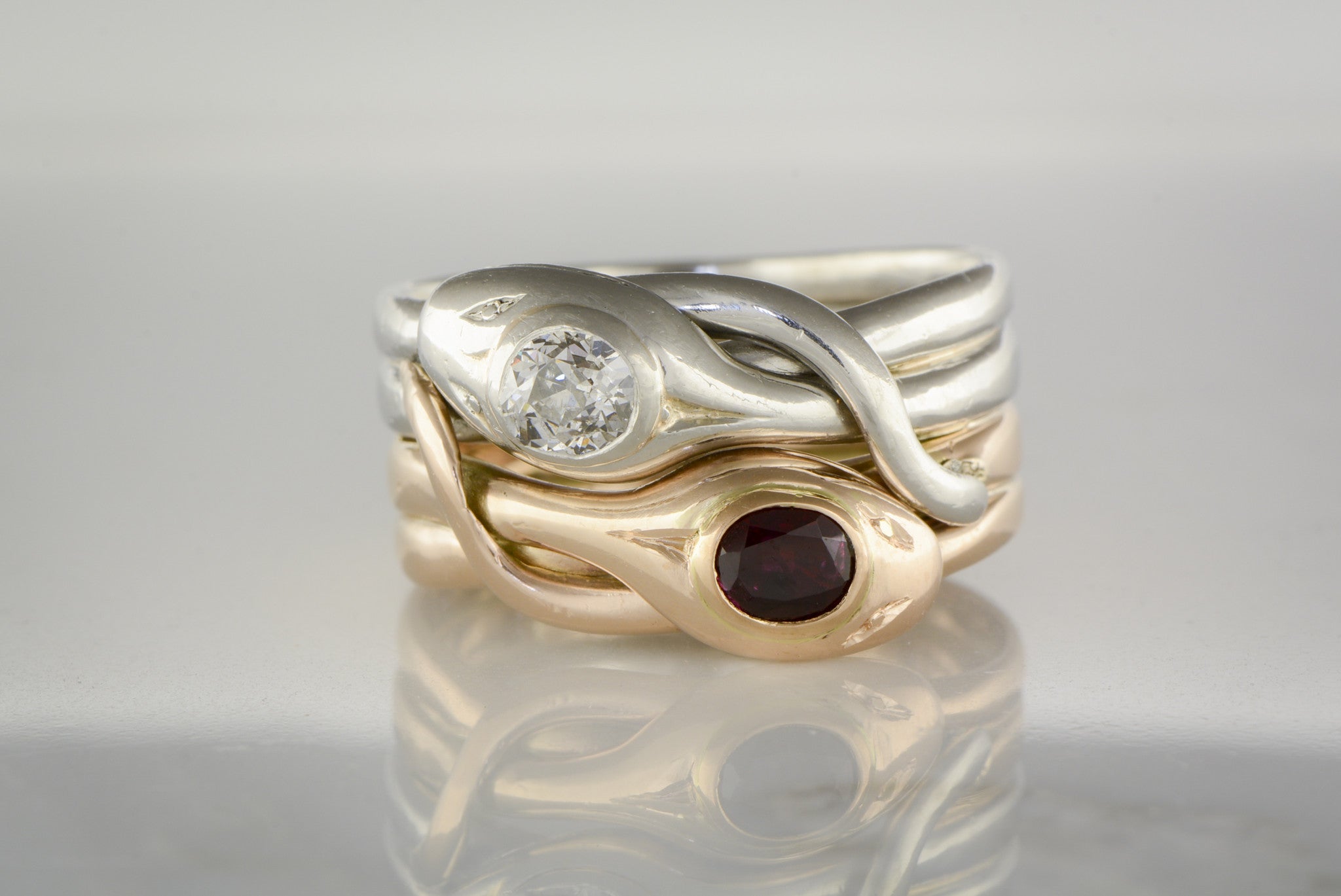 Platinum snake ring shop